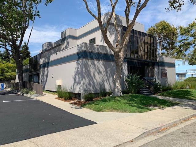 894 Meinecke Avenue - Photo 1