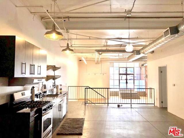 500 Molino Street - Photo 1
