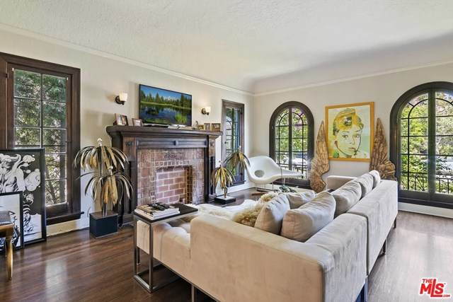 821 Mansfield Avenue - Photo 1