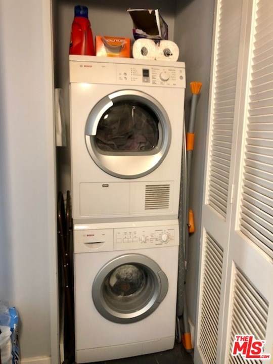 460 Spring Street - Photo 1