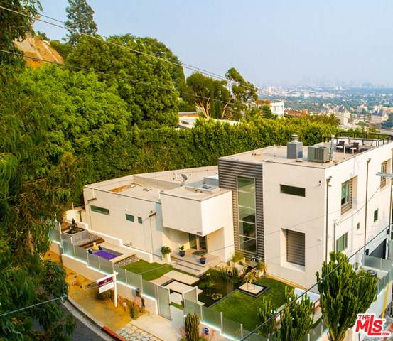 8320 Hollywood Boulevard - Photo 1