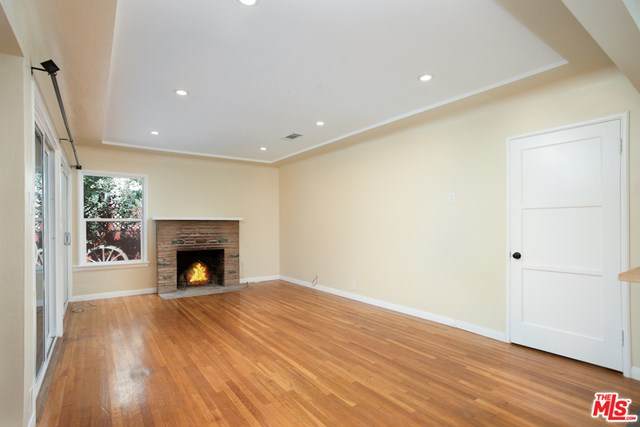 4166 Jasmine Avenue - Photo 1