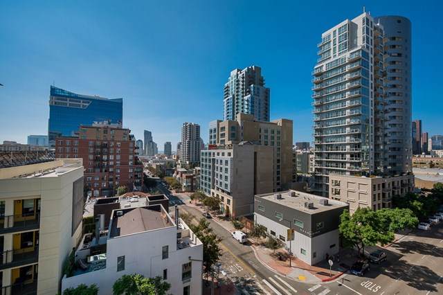 1025 Island Avenue - Photo 1