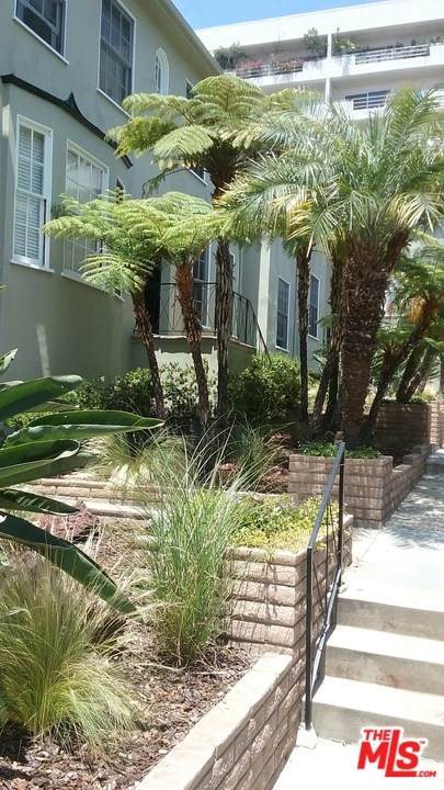 8561 Holloway Drive - Photo 1