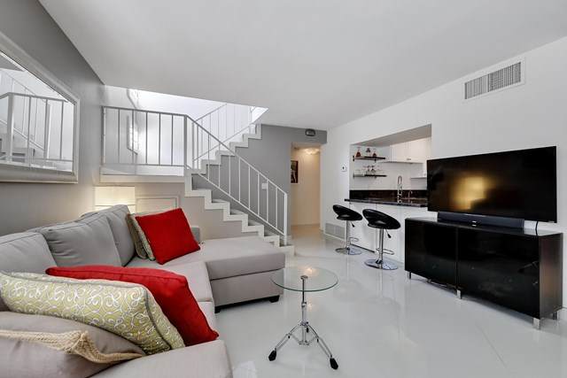 73330 Shadow Mountain Drive - Photo 1