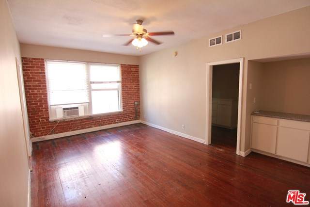 6500 Yucca Street - Photo 1
