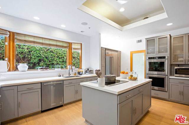 938 Galloway Street - Photo 1