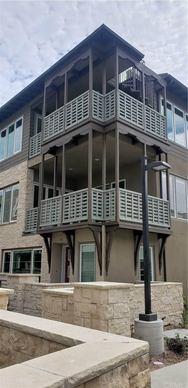 982 Doheny Way - Photo 1