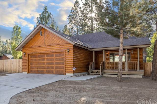 549 Fairway Boulevard - Photo 1