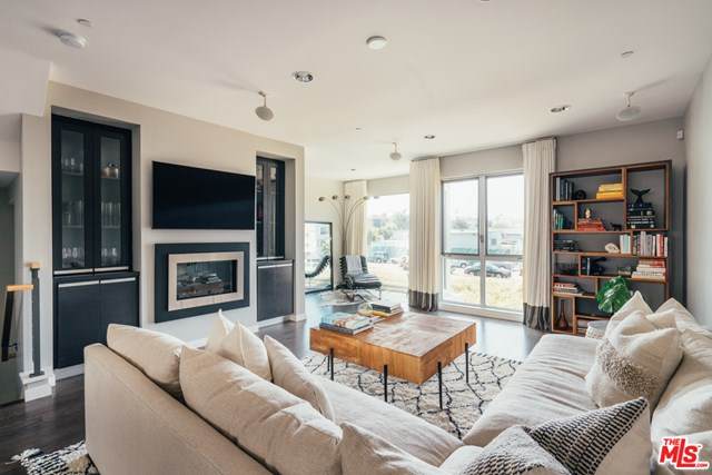 310 Washington Boulevard - Photo 1
