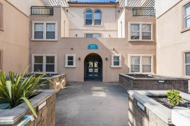951 12th Street - Photo 1