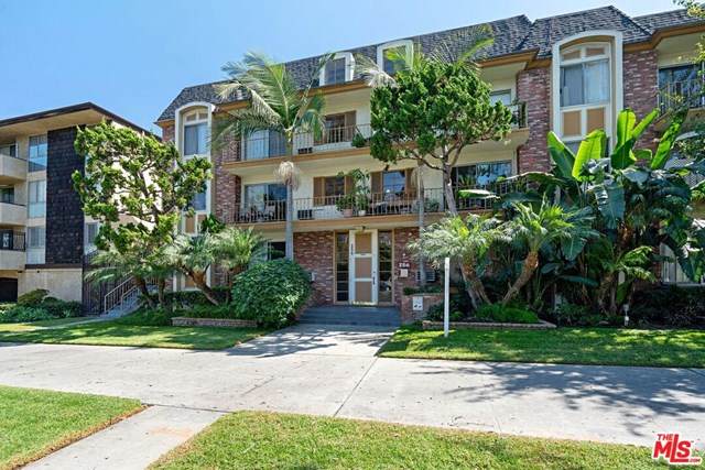 256 La Fayette Park Place - Photo 1