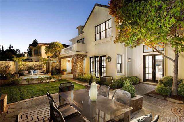 5 Colonial Drive - Photo 1
