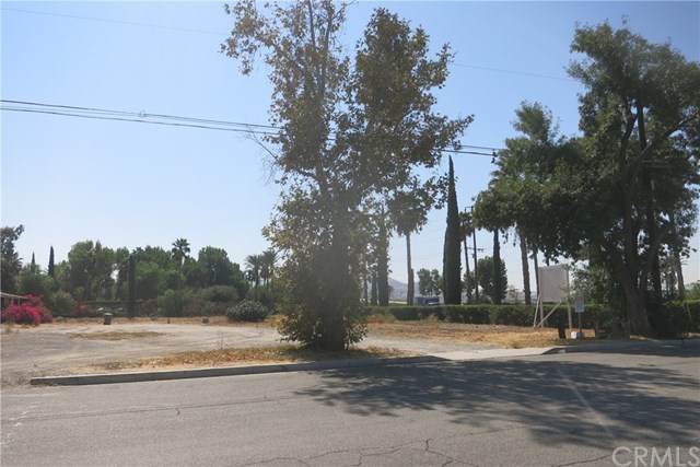 327 Caroline Street - Photo 1