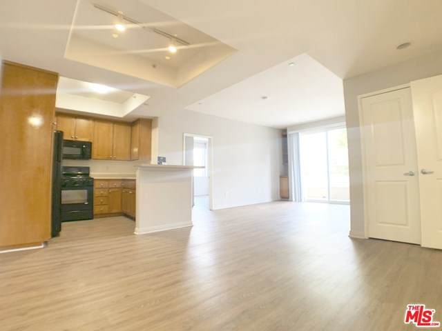 7393 Manchester - Photo 1