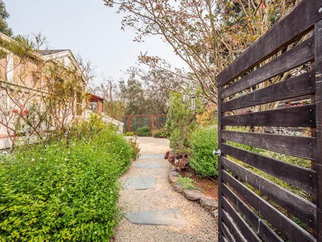 2655 Brommer Street - Photo 1