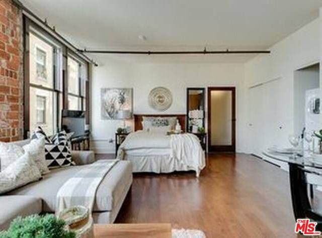 460 Spring Street - Photo 1