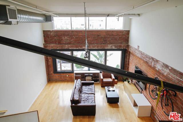 120 Hewitt Street - Photo 1