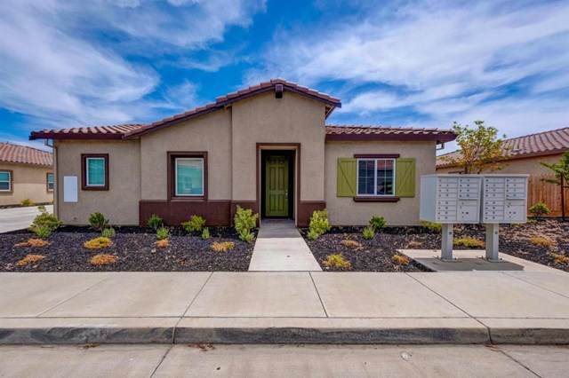 550 Betten Street - Photo 1
