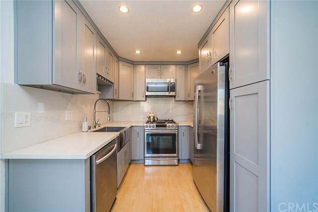 141 Oxford - Photo 1