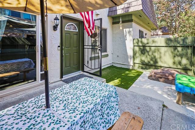 2861 Jackson Avenue - Photo 1