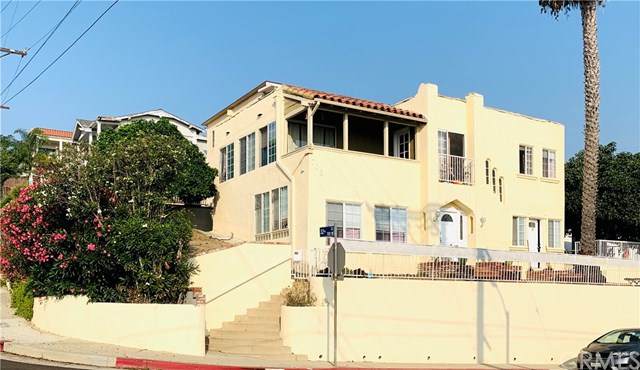 702 32nd Street - Photo 1