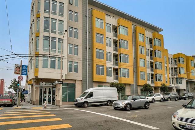2655 Bush Street - Photo 1