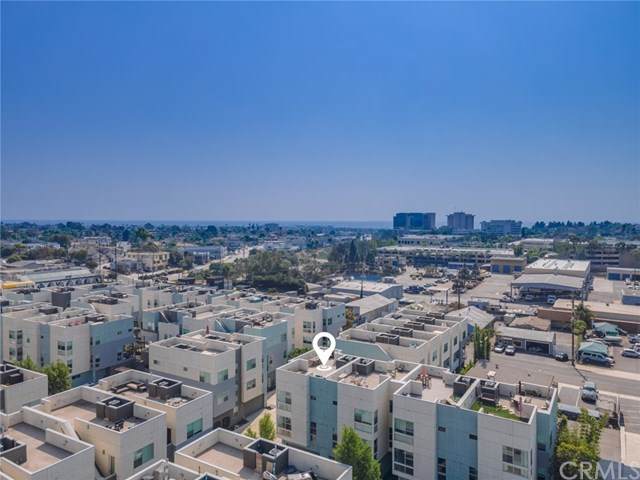 135 Tribeca Way - Photo 1