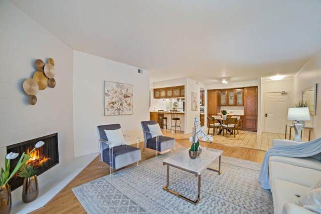 25912 Hayward Boulevard - Photo 1