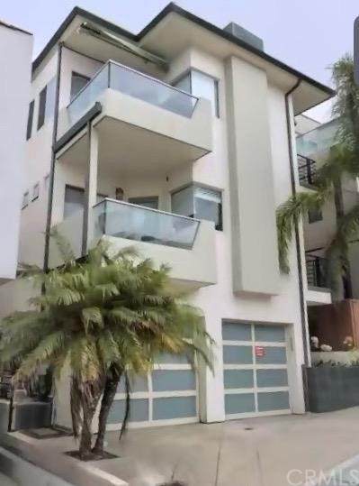 207 42nd Street - Photo 1