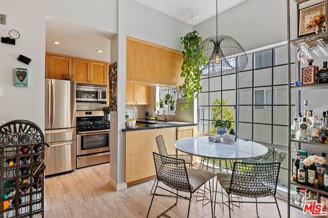 1733 Malcolm Avenue - Photo 1