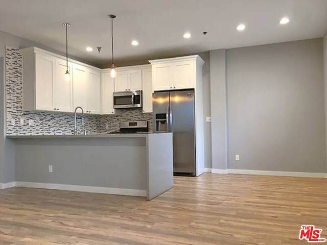 10560 Santa Monica - Photo 1