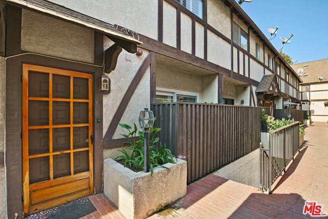 822 Victor Avenue - Photo 1