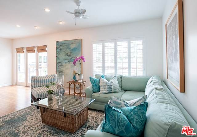 330 Barrington Avenue - Photo 1
