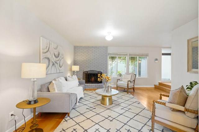 895 Cabot Lane - Photo 1
