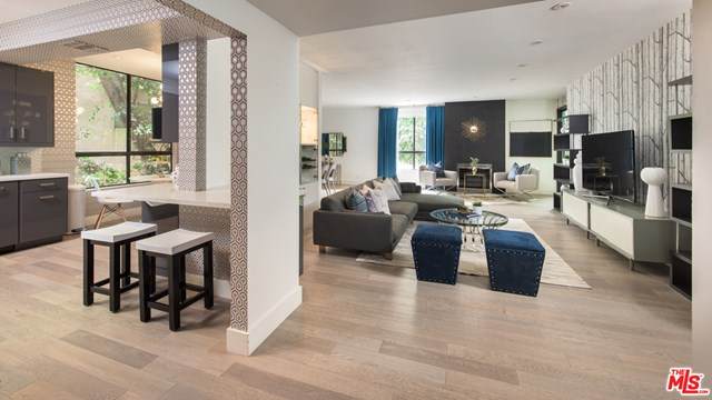 814 Amherst Avenue - Photo 1