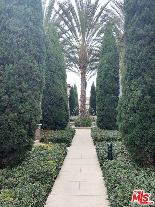 5800 Seawalk Drive - Photo 1