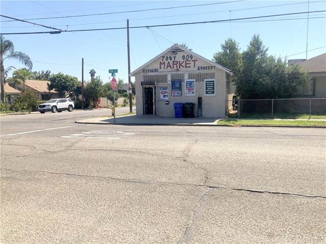1001 7th Street - Photo 1