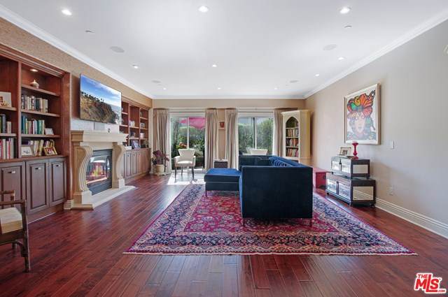 1316 Amherst Avenue - Photo 1