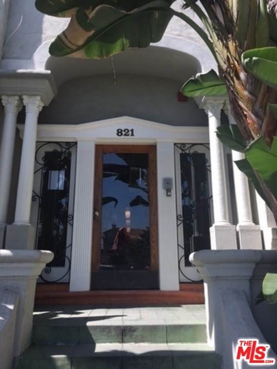 821 Wilton Place - Photo 1