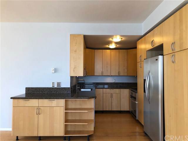 140 Linden Avenue - Photo 1