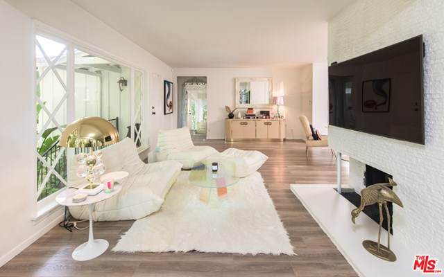 12333 Sunset Boulevard - Photo 1