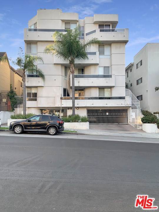 811 Lucerne Boulevard - Photo 1