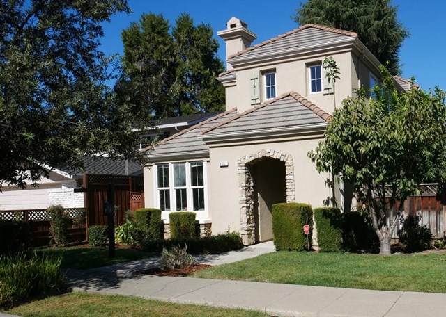 1057 Iowa Avenue - Photo 1