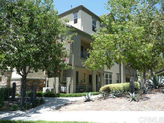 1388 Challis Place - Photo 1