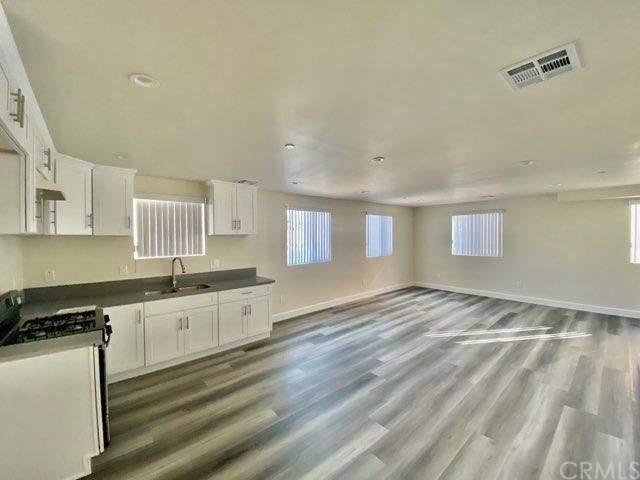 3019 Raymond Avenue - Photo 1