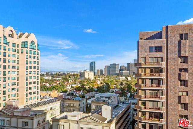 10551 Wilshire Boulevard - Photo 1