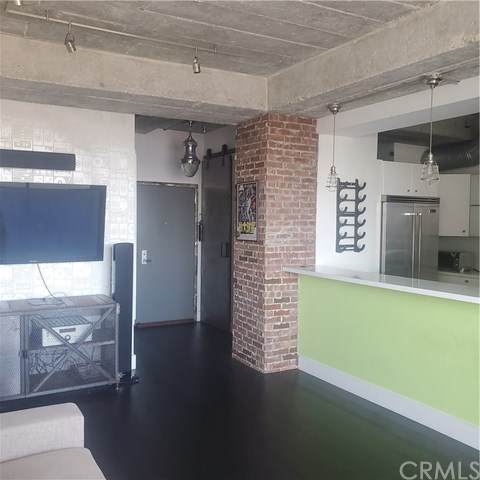 7250 Franklin - Photo 1