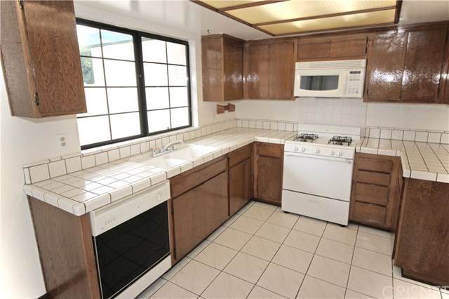 19542 Roscoe Boulevard - Photo 1