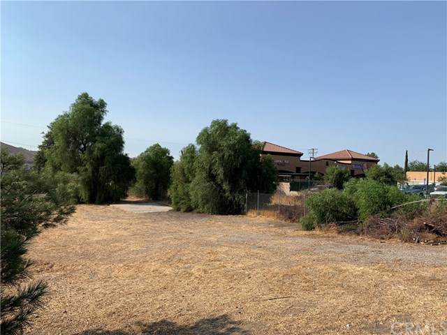 7350 Mission Boulevard - Photo 1